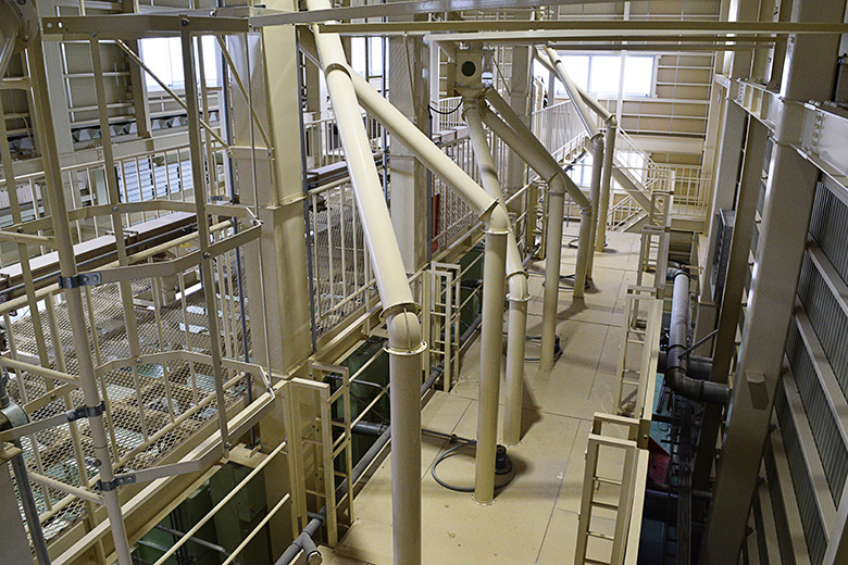 昇降機（3.93m～10.03m） | 搬送機 | コンベア搬送機 | 施設機器